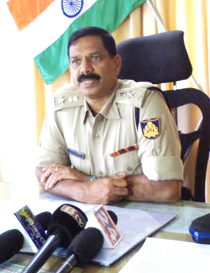 ರುಂಡ, ಮುಂಡ ಬೇರ್ಪಡಿಸಿದ ಪ್ರಕರಣ ಬಯಲು: ಅನೈತಿಕ ಸಂಬಂಧದ ಹಿನ್ನೆಲೆ ನಡೆದ ಕೊಲೆ: ಇಬ್ಬರ ಬಂಧನ